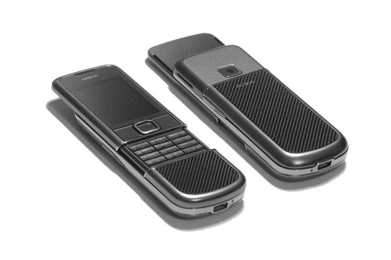 MJ - Nokia 8800 Arte Carbon Platinum Limited Edition. Case from Platinum & Carbon